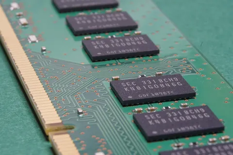 绿色、黑色、dimm卡、内存、计算机、组件、pcb、电子行业 绿色、黑色、dimm卡、内存、计算机、组件、pcb、电子行业