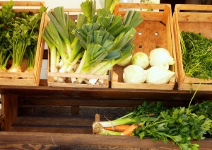 蔬菜、芹菜、大头菜、汤菜、大头菜、欧芹、食品和饮料、蔬菜