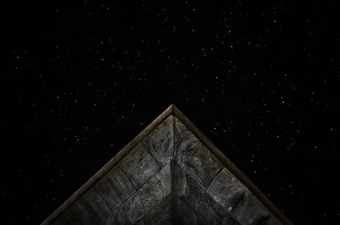 黑暗,探索,低角度拍摄,夜晚,户外,透视,天空,星星 黑暗,探索,低角度拍摄,夜晚,户外,透视,天空,星星