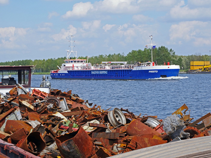 terneuzen gent canal，荷兰比利时，沿海地区，westerschelde，沿海机动船，油轮，驳船，废料