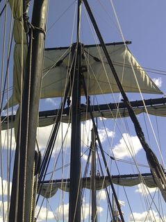 大船，帆船，帆，帆船，桅杆，帆船，旗杆，天空