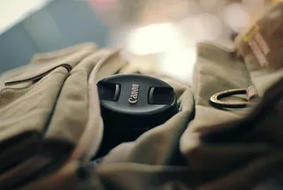 黑色佳能相机，佳能，相机，国家地理，卡其色，镜头，摄影，摄影师