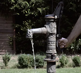 泵，水泵，水，手动泵，旋塞泵，技术，手动操作，灌溉