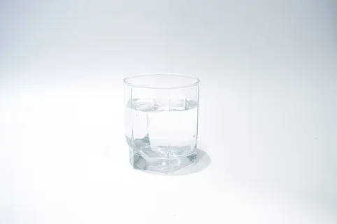 透明,岩石玻璃,填充,水,玻璃,饮料,液体,白色 透明,岩石玻璃,填充,水,玻璃,饮料,液体,白色