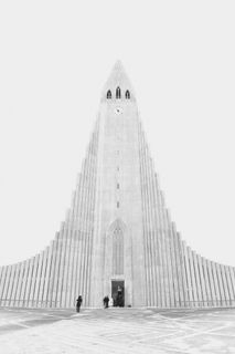 灰色混凝土建筑灰度图