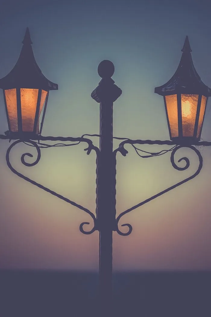 路灯、灯柱、夜间、黑暗、夜间、轮廓、阴影、照明设备