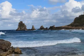 海滩、大海、海浪、瓜德罗普岛、城堡角、天空、云天、水