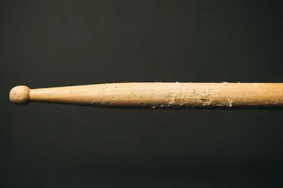 棕色鼓槌，特写，照片，棕色，鼓槌，深色，木材，鼓