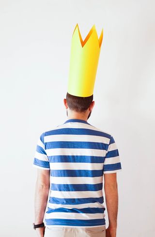 条纹，单人，休闲服，摄影棚拍摄，男士，室内，腰部以上，白色背景