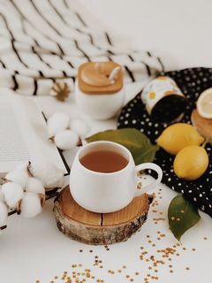 陶器，茶碟，植物，咖啡杯，杯子，食物，鸡蛋，茶