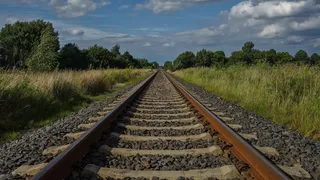 铁路、火车、旅行、天空、宽度、视角、地平线、假日