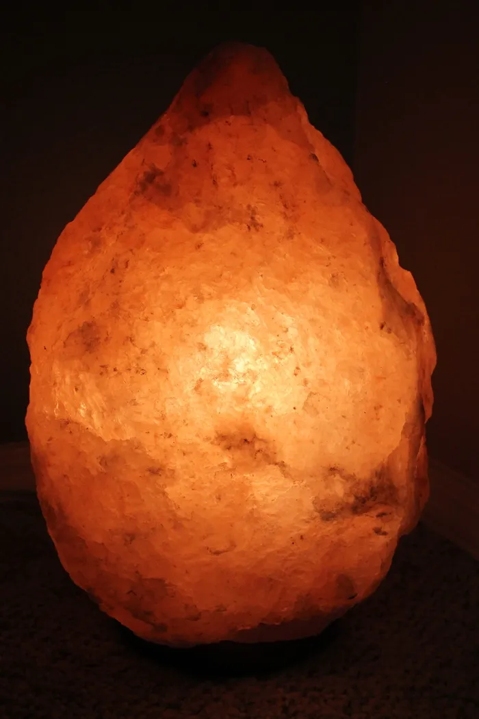 打开喜马拉雅盐灯，喜马拉雅盐，盐灯，喜马拉雅盐灯，灯，健康，喜马拉雅，矿物