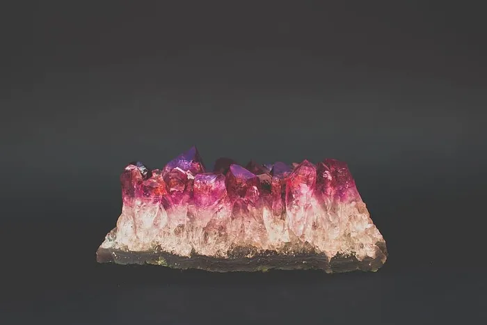 矿石，玻璃，宝石，石英，玫瑰，能源，矿物，石英晶体