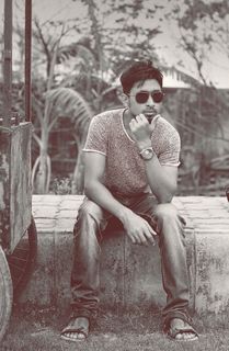 公文包，男士，款式，太阳镜，正坐，黑白，人物，严肃