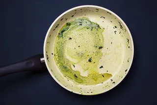 煎锅、厨房、烹饪、厨师、食物、菜肴、健康饮食、食品和饮料