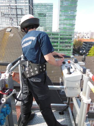 技术，消防，转台梯，汉堡，消防车，救援负责人，真人，一人