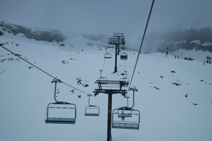 新西兰鲁阿佩胡，雪，滑雪场，鲁阿佩胡山，滑雪升降机，滑雪板，冬季