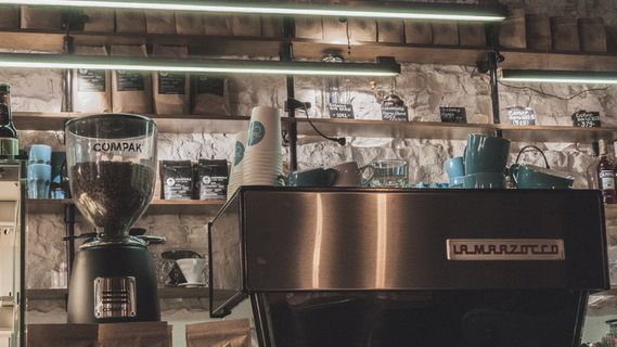 乌克兰，基辅，蓝杯咖啡馆，咖啡师，咖啡馆，咖啡馆，咖啡，拉马尔佐科