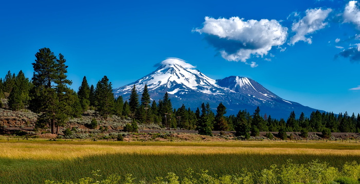 白色，黑色，山地照片，白天，加利福尼亚州沙斯塔山，火山，hdr