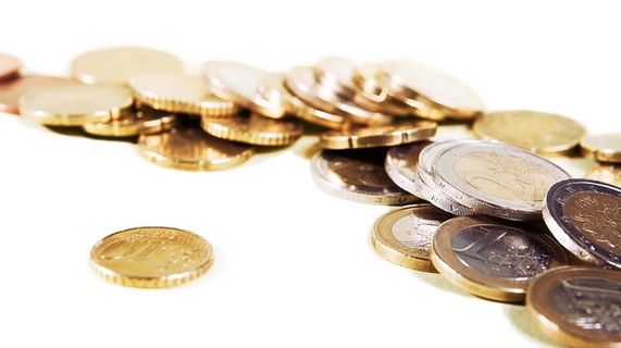 分、特写、特写、硬币、欧元、堆、孤立、珠宝