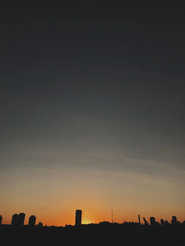 黄金时段的建筑轮廓