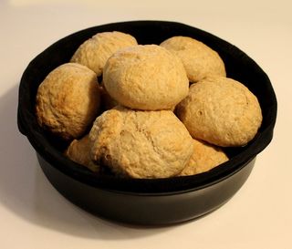 面包，食物，自制，面包，早餐，新鲜出炉，食物和饮料，静物