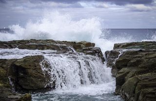 澳大利亚，纽卡斯尔海滩，海洋，水，海，运动，岩石，自然之美