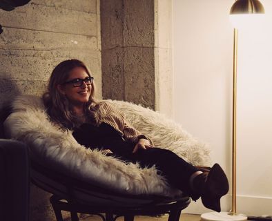 现代，懒散，寒冷，家，冬天，一个人，真实的人，年轻人