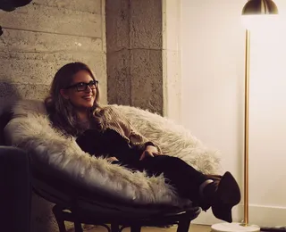 现代，懒散，寒冷，家，冬天，一个人，真实的人，年轻人