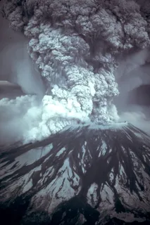 灰度照片,火山,喷发,圣海伦斯山,火山喷发,爆发,爆炸,烟雾 灰度照片,火山,喷发,圣海伦斯山,火山喷发,爆发,爆炸,烟雾