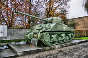 坦克、纪念碑、武器、佳能、雕塑、欧洲、二战、tielt