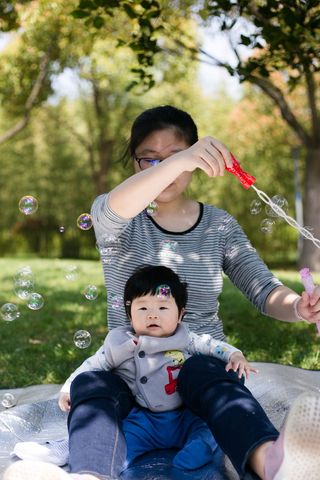 人，人，泡泡，手指，户外，孩子，孩子，玩耍