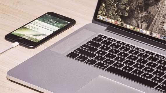 笔记本电脑、mac、iphone、科技、佳能、伍德、相机、德黑兰