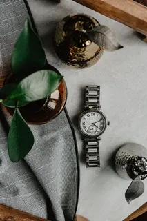 上面的女人必备品