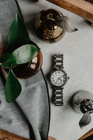 上面的女人必备品