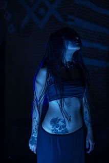 女人，穿着，短上衣，裙子，看起来，女孩，吸血鬼，纹身