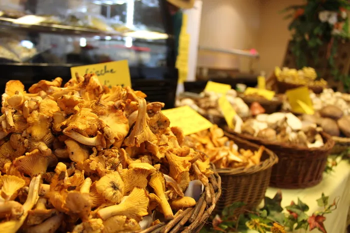 蘑菇，香菇，食品，食用，黄色，蘑菇，市场，秋季