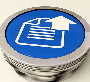 上传箭头和文件开关显示上传的软件或数据