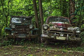 汽车，汽车墓地，老人，旧，生锈，不锈钢，生锈，怀旧