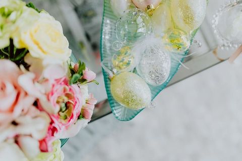 复活节餐桌装饰