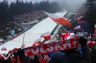 埋葬，比赛，跳跃，波兰，国旗，一大群人，人群，一群人