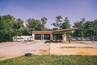 南卡罗来纳州，60岁，50岁，被遗弃，破产，建筑，加油站，复古