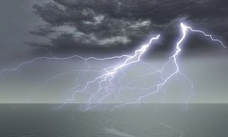 风景、闪电、天空、夜晚、大海、风暴、大自然的力量