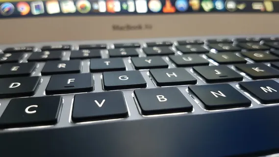 电脑、笔记本电脑、台式机、字母、键盘、macbook、apple、icon 电脑、笔记本电脑、台式机、字母、键盘、macbook、apple、icon