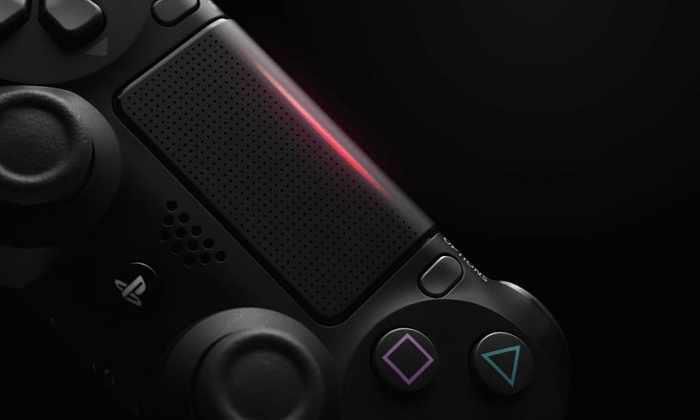 黑色索尼PS4无线控制器