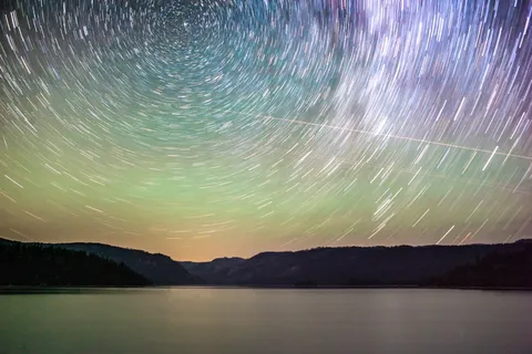 时间流逝,星星,照片,群山,繁星,天空,湖泊,水 时间流逝,星星,照片,群山,繁星,天空,湖泊,水