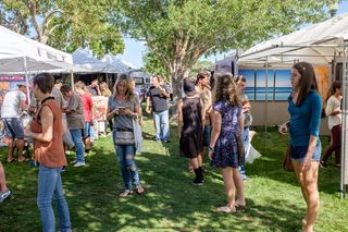 在美国，博尔德城，夏季，富士胶片x100t，人民，内华达州博尔德市，街头摄影，艺术博览会