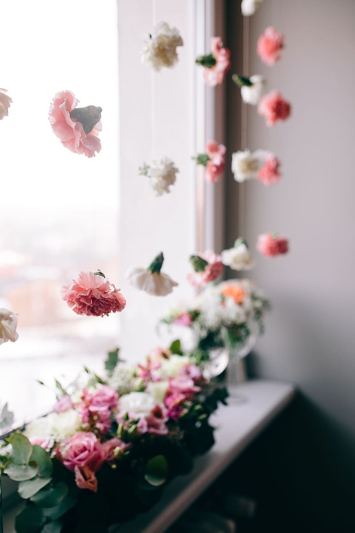 花瓶里的五颜六色的花