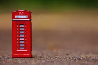 红色电话亭迷你焦点照片