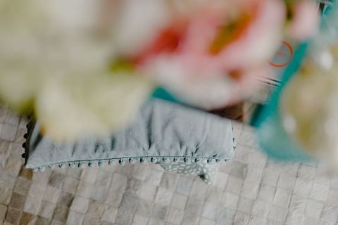 带舒适沙发的现代客厅